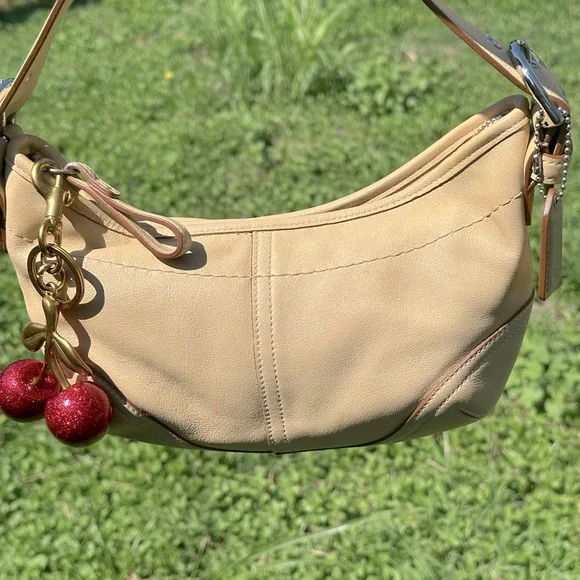 Coach Mini Hobo‎ Shoulder Bag